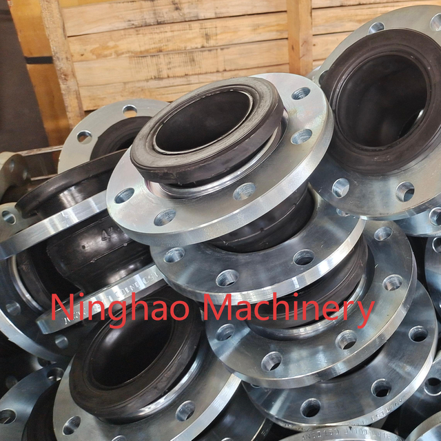 DN100 Rubber Single Flexible Joint Pipe Compensator for Water Syestems 