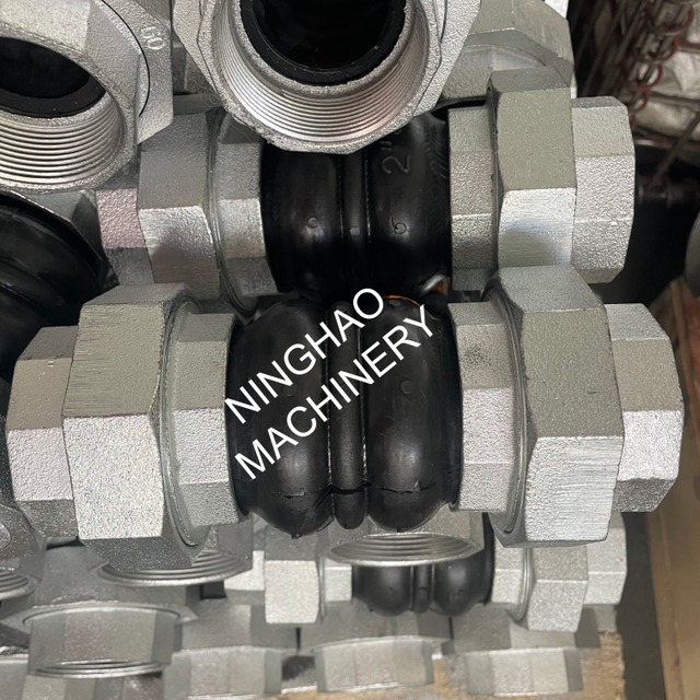 NBR DN65 Rubber Joint with Threaded Ends for Acid Media 