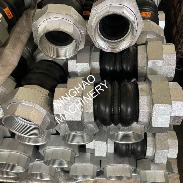 Threaded Connection Rubber Connector DIN Rubber Expansion Joint for Water 