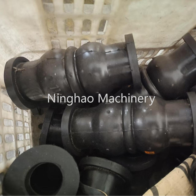 DN65 Screw Threaded Rubber Flexible Joint Pipe Connector