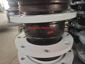 DN150 Rubber Expansion Joint Flanged Pn 10 Rubber Connector