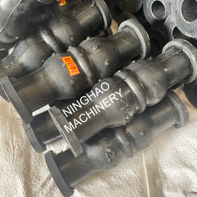 DN32 Threaded Connection Pipe Connector Rubber Expansion Joint