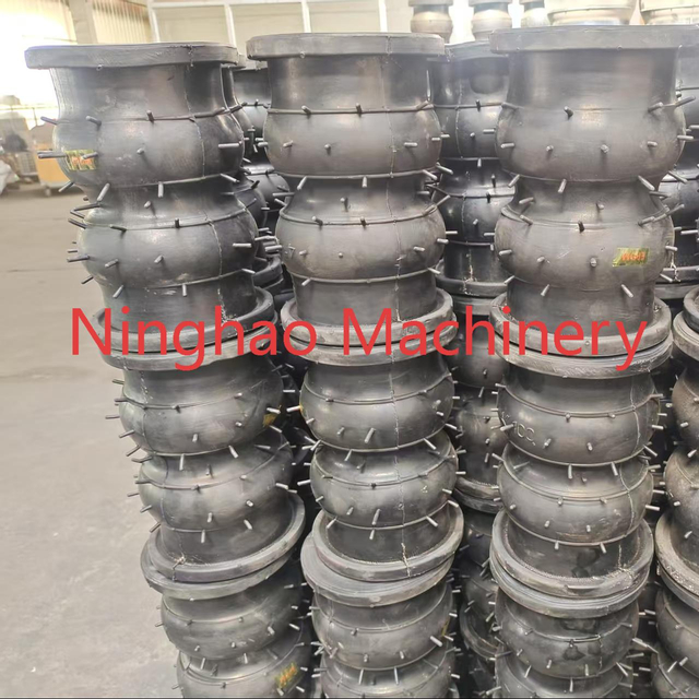 DIN Flanged DN100 Double Rubber Flexible Joint Pipe Coupling 